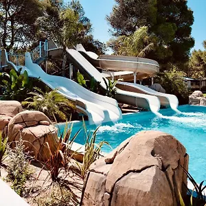 2* Kemp Holacamp Sitges Garrofer