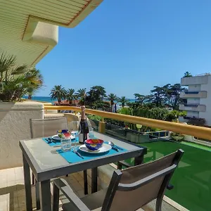 Mediterraneo Seaview By Hello Homes Sitges